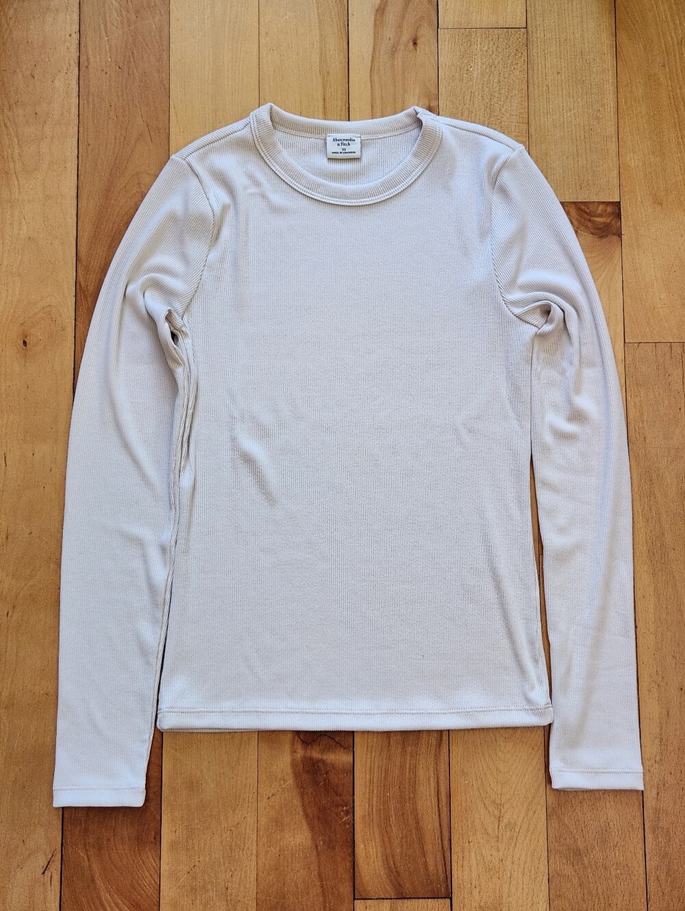 Abercrombie Long Sleeve Powdered Rib Tee - XS